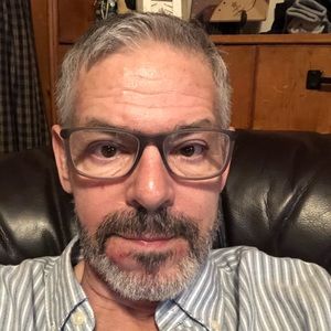 Meet your Posher, Mark